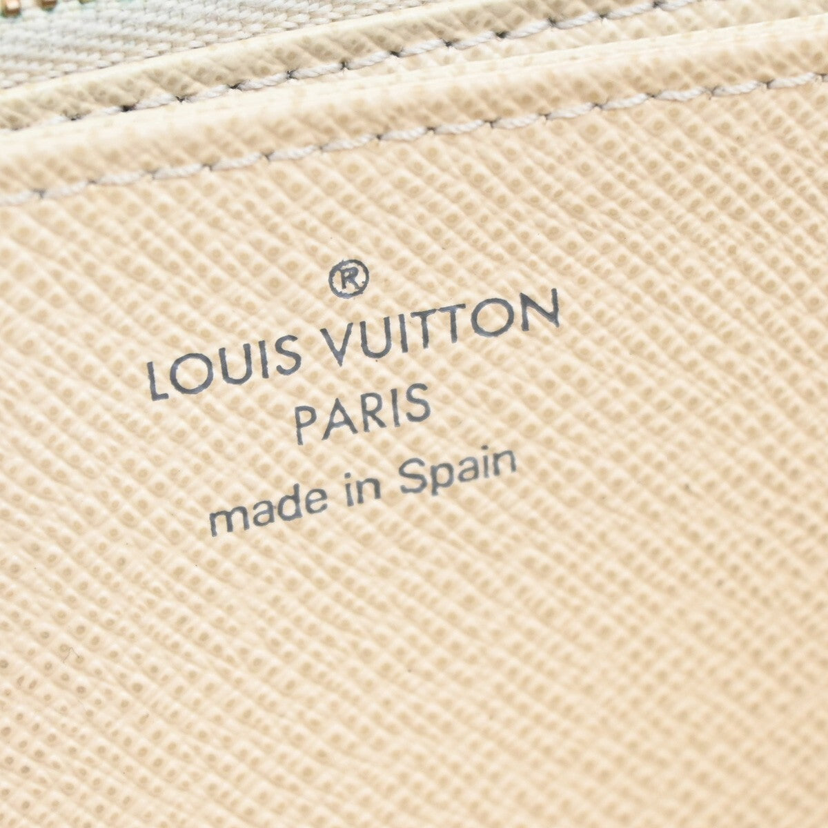 LOUIS VUITTON Long Zippy Wallet Purse Damier Azur Leather White N60019 32FB651