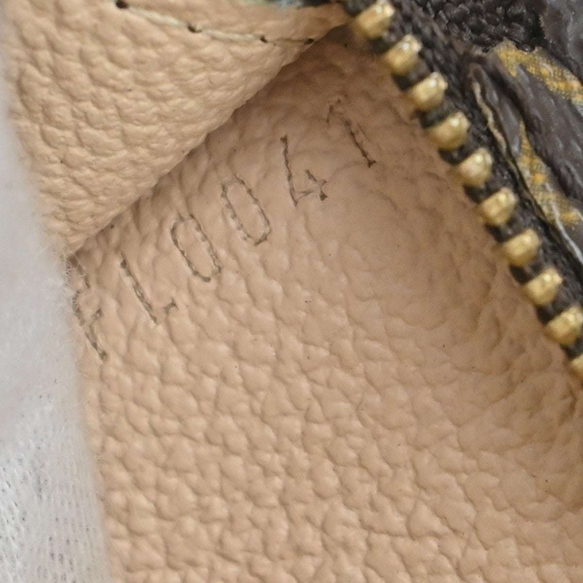 LOUIS VUITTON LV Logo Bucket GM Pouch Bag Monogram Leather Brown Gold 02KB369