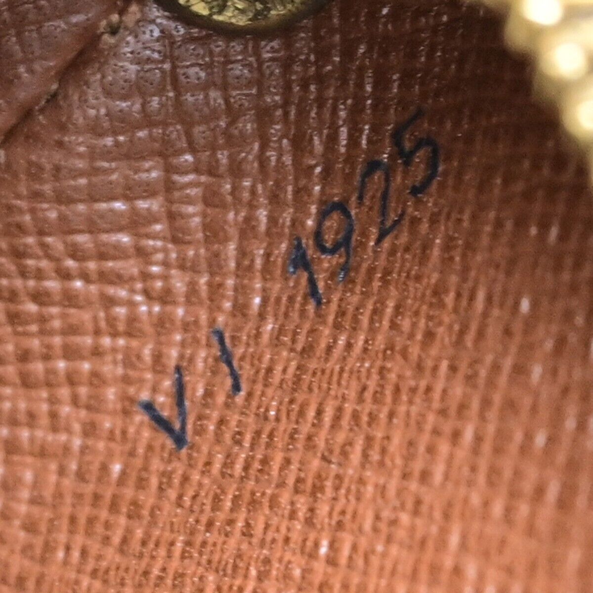 LOUIS VUITTON Logo Drouot Shoulder Bag Monogram Leather Brown M51290 76ED002