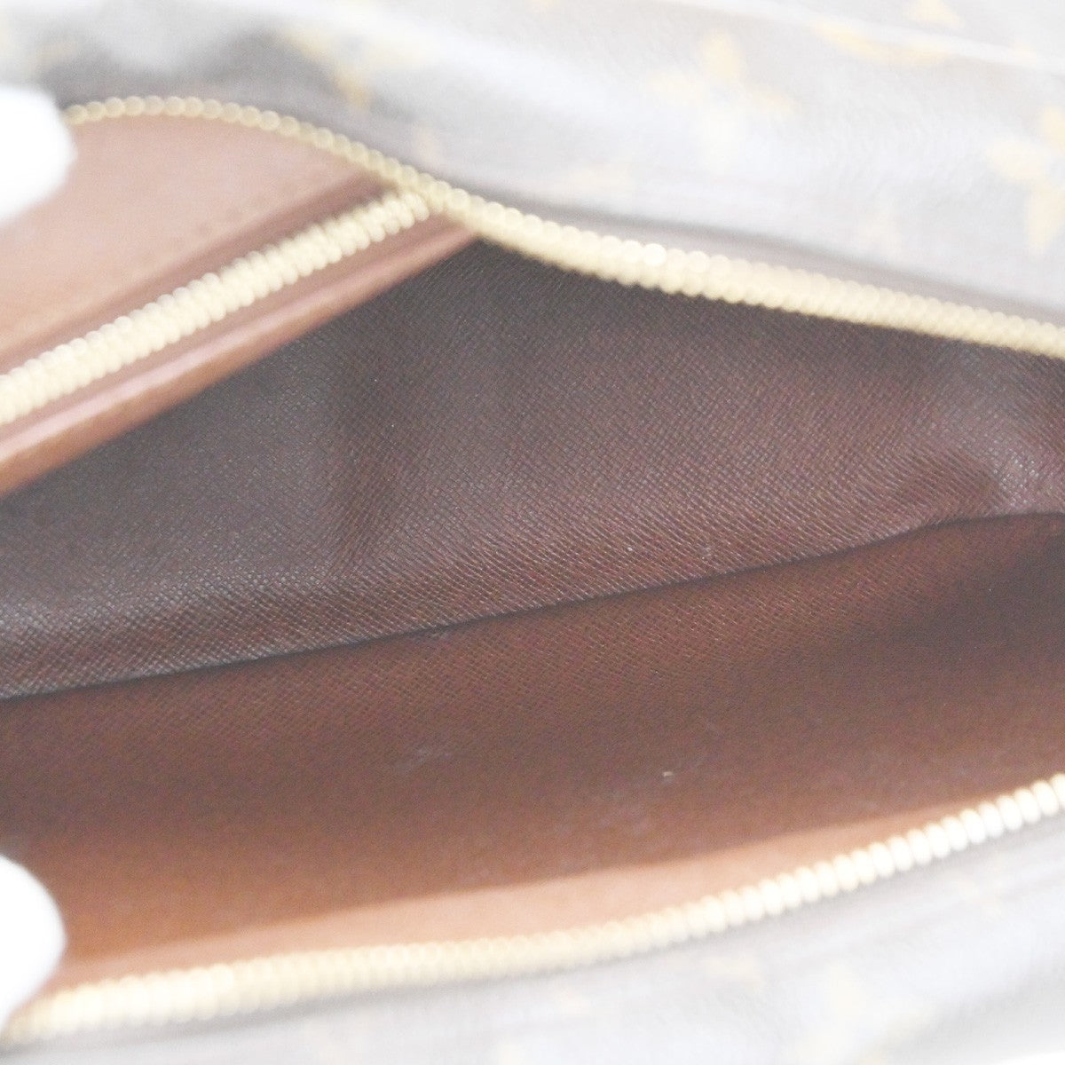 LOUIS VUITTON Nile Crossbody Shoulder Bag Monogram Leather Brown M45244 30CA617
