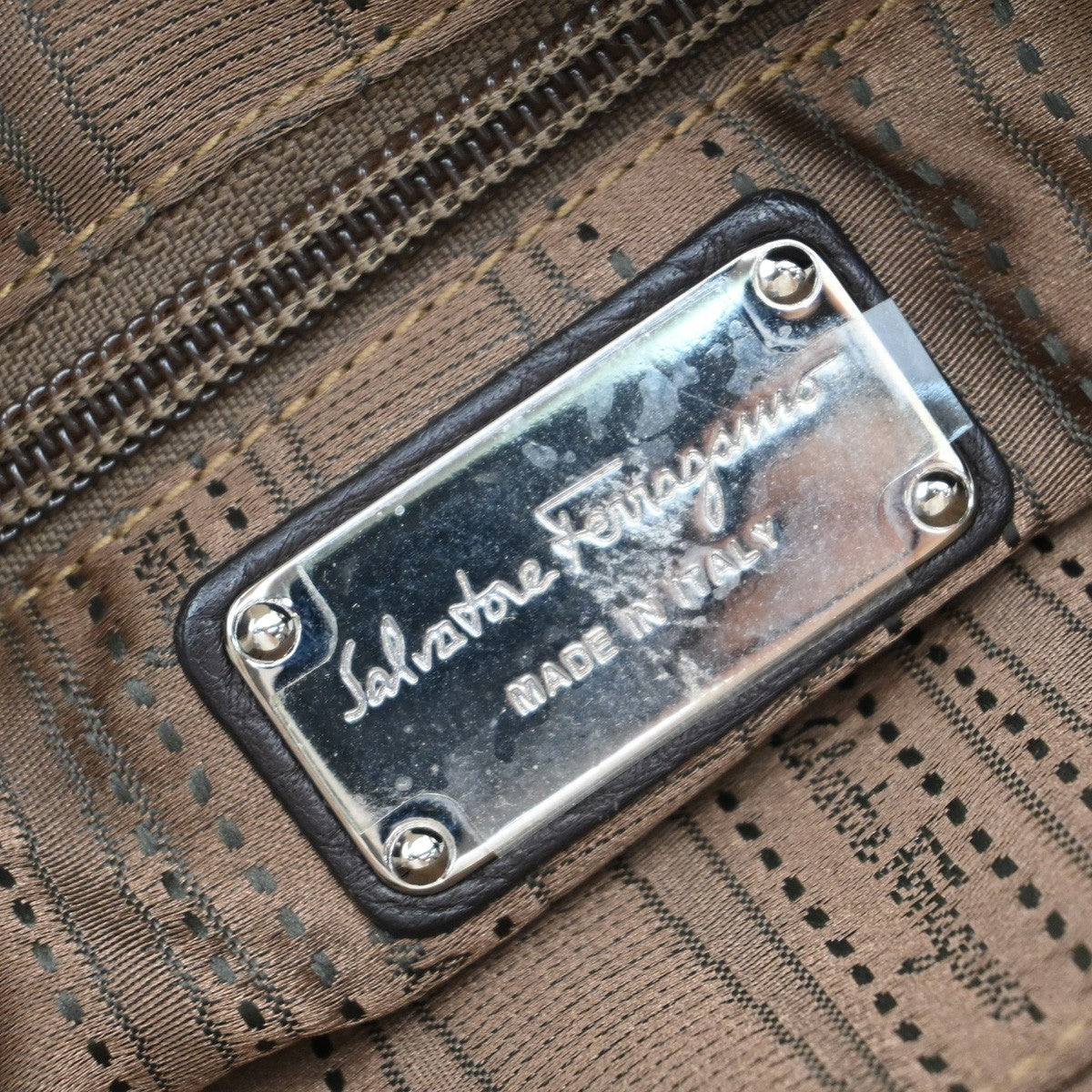 SALVATORE FERRAGAMO Logo Gancini Shoulder Hand Bag Leather Brown 32EF905
