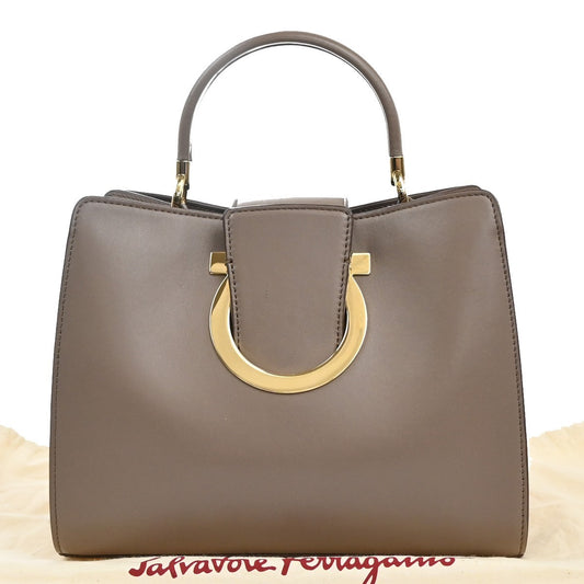 SALVATORE FERRAGAMO Logo Gancini Hand Bag Leather Brown GHW Italy 36MA427