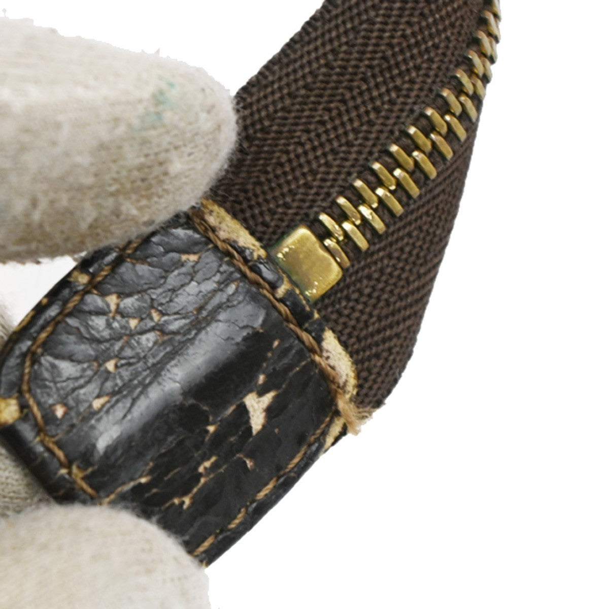 LOUIS VUITTON Poche Toilette 26 Clutch Hand Bag Monogram Leather M47542 05CA385