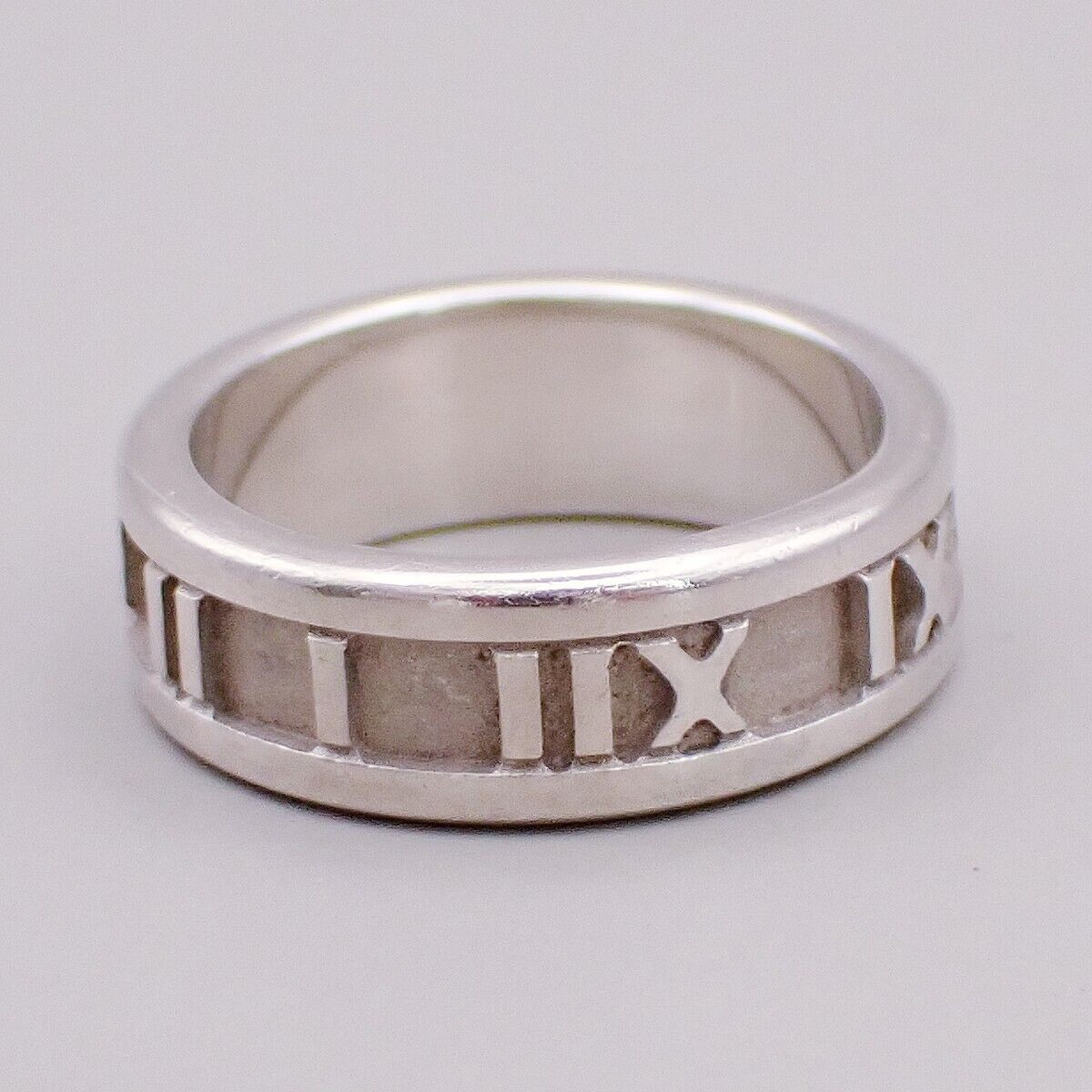 TIFFANY & CO. Logo Atlas Ring Size US 5 JP 9 Roman Numerals Silver 925 08YF244