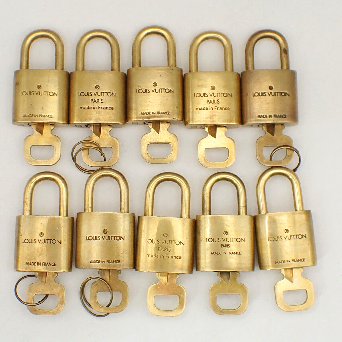 LOUIS VUITTON LV 10 Set  Padlock Key Bag Charm Cadena Gold Plated France 36YF808