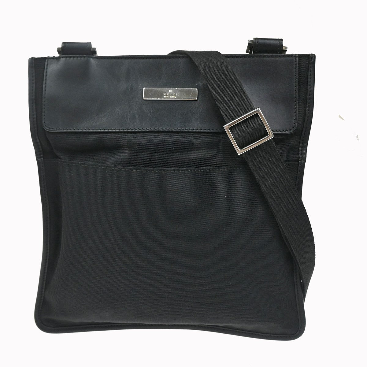 29.Live GUCCI Logo Crossbody Shoulder Bag Nylon Leather Black SHW Italy 05KC142