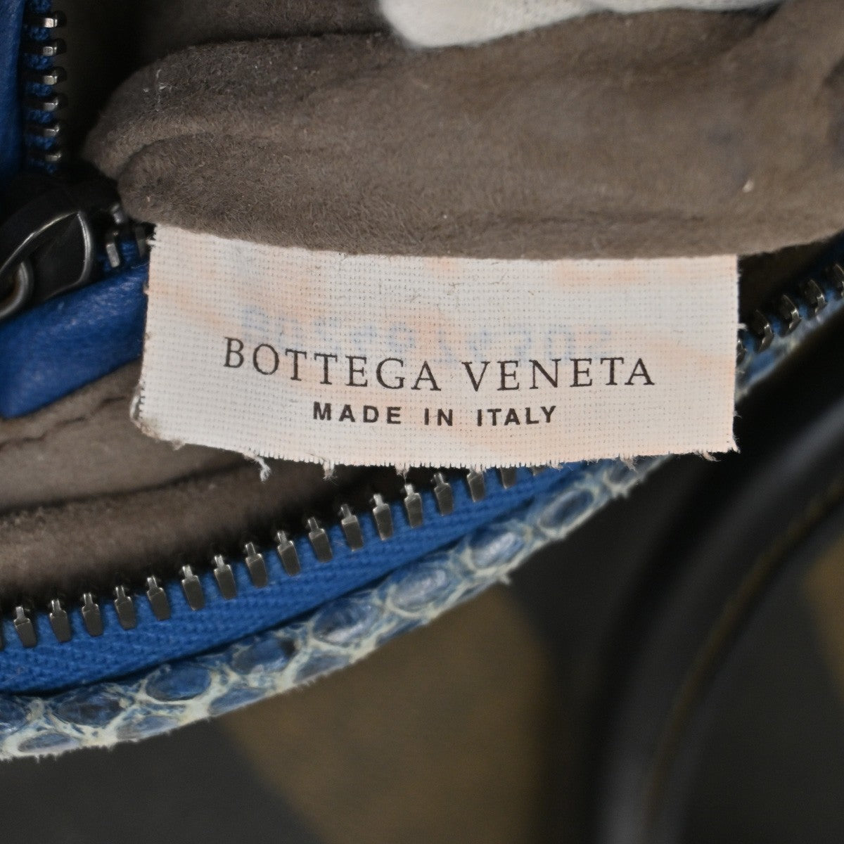 BOTTEGA VENETA Logo Intrecciato Shoulder Bag Embossing Leather BE Italy 12YH908