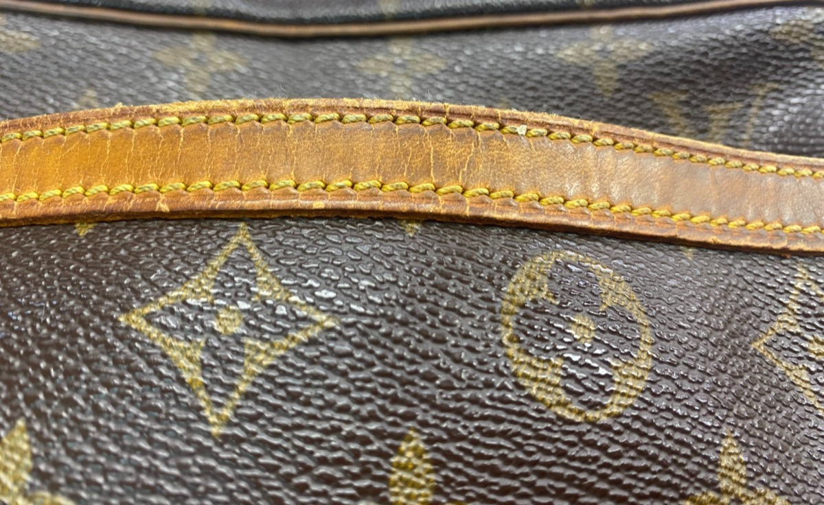 LOUIS VUITTON Compiegne 23 Clutch Hand Bag Monogram Leather Brown M51847 05ZA146
