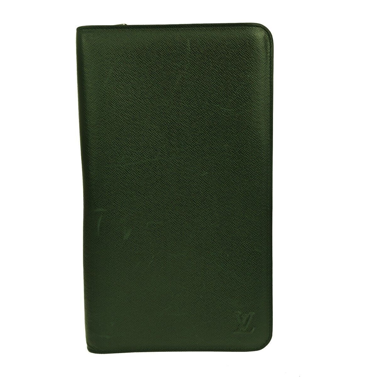 LOUIS VUITTON Travel Case Long Bifold Wallet Taiga Leather Epicea Green 63GA195