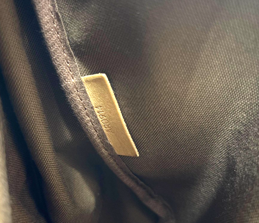 LOUIS VUITTON Saumur 35 Shoulder Bag Monogram Leather BN France M42254 12MA007