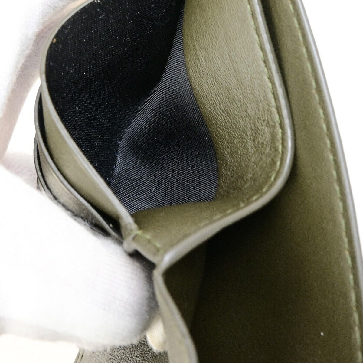 BOTTEGA VENETA Logo Bifold Compact Wallet Leather Khaki Green Italy 36FB223