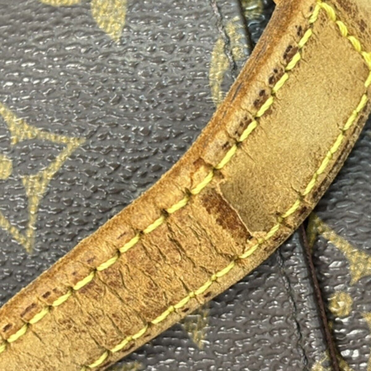 LOUIS VUITTON Musette Tango Short Shoulder Bag Monogram Leather M51257 32HB863