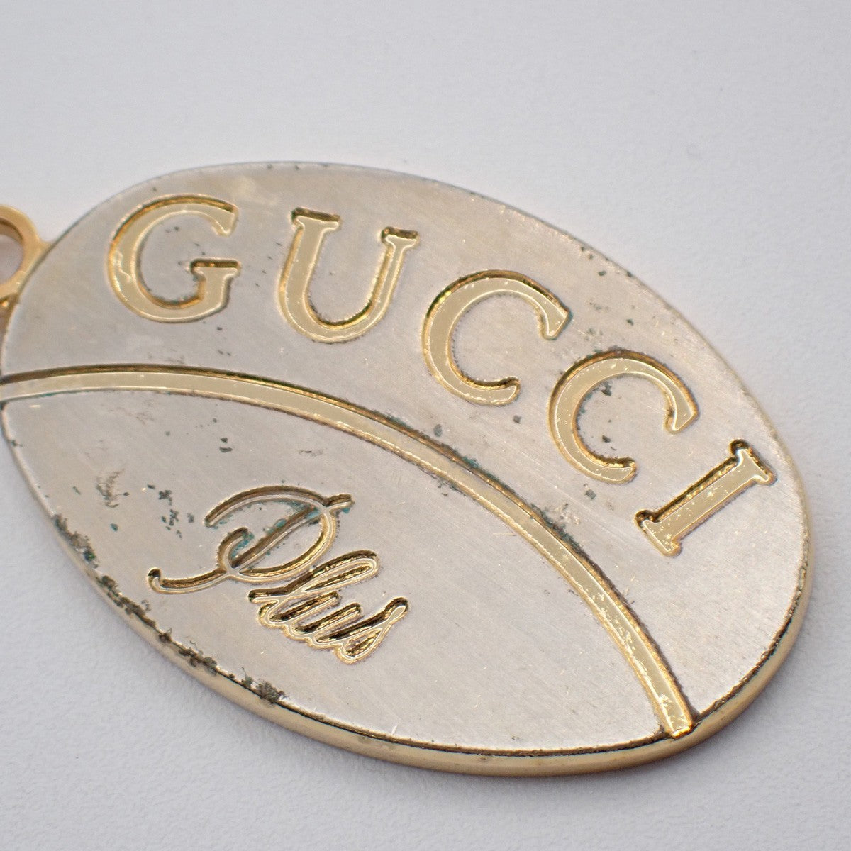 GUCCI Plus Logo Key Holder Bag Charm Key Ring Gold-Plated 08KP065