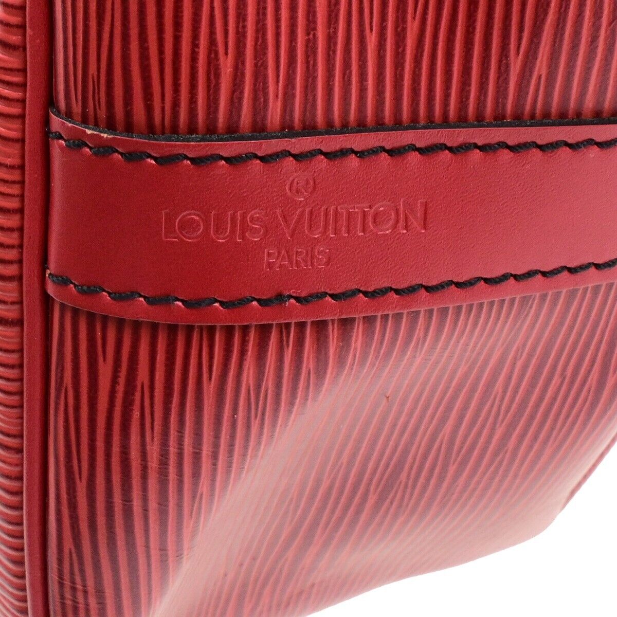 LOUIS VUITTON Petit Noe Drawstring Shoulder Bag Epi Leather Red M44107 87ED460