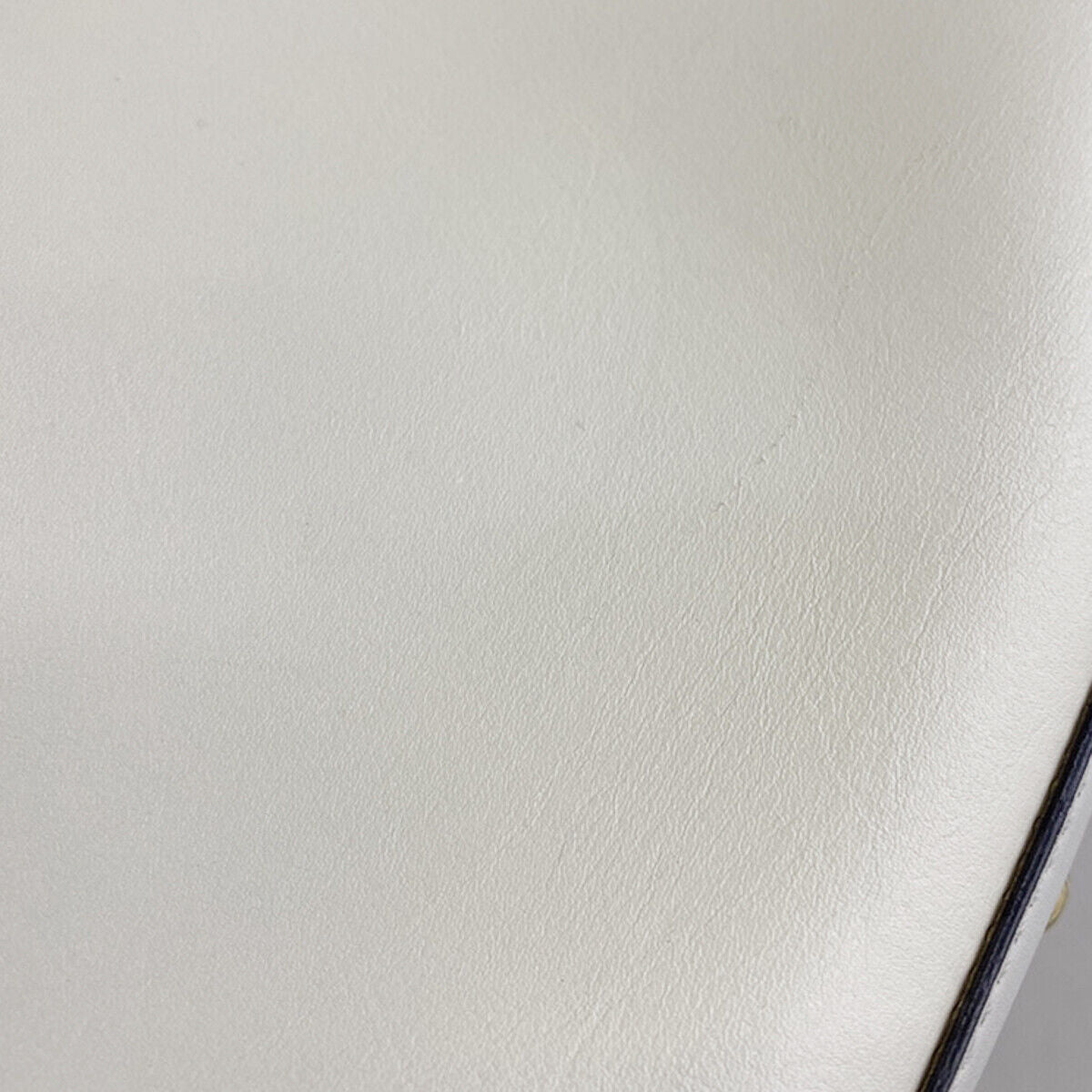 GUCCI Logo Sylvie Sherry 2 Way Shoulder Hand Bag Leather White GHW Italy 21YG624