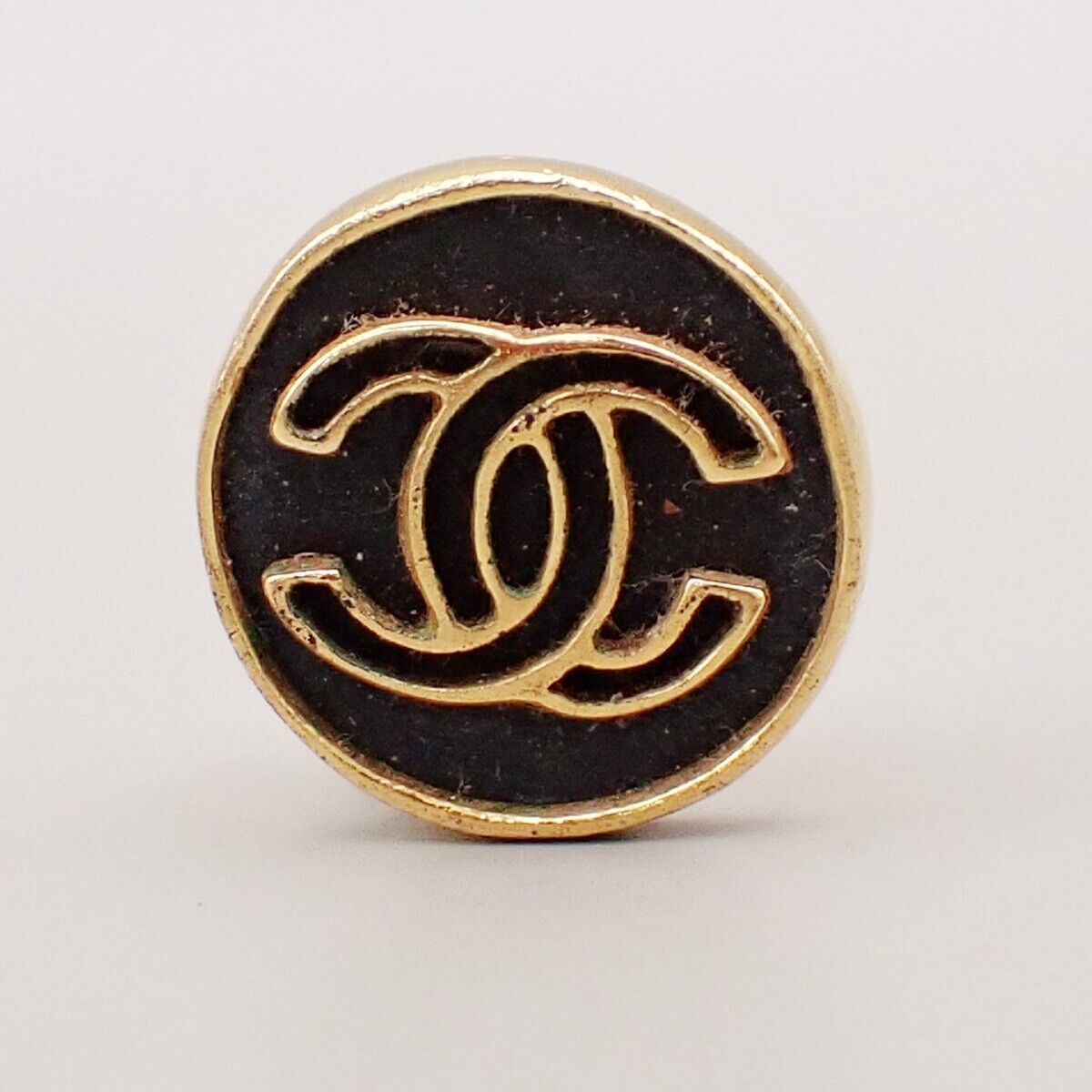 CHANEL CC Logo Round Button Earrings 03P Clip-On Gold BK Only One Side 01YG730