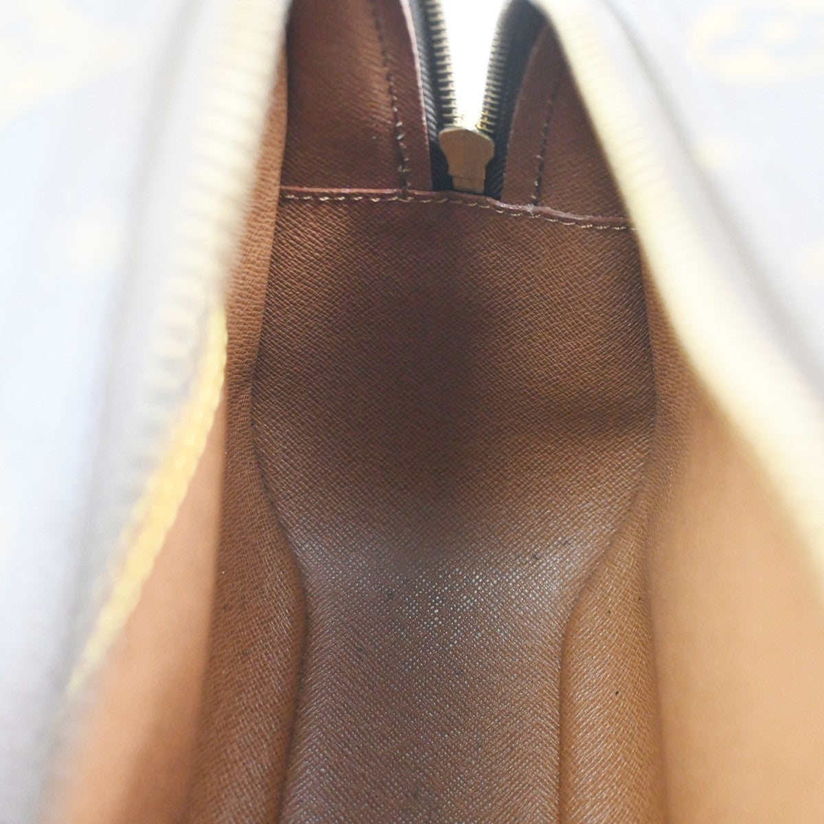 LOUIS VUITTON Blois Crossbody Shoulder Bag Monogram Leather Brown M51221 85CA730