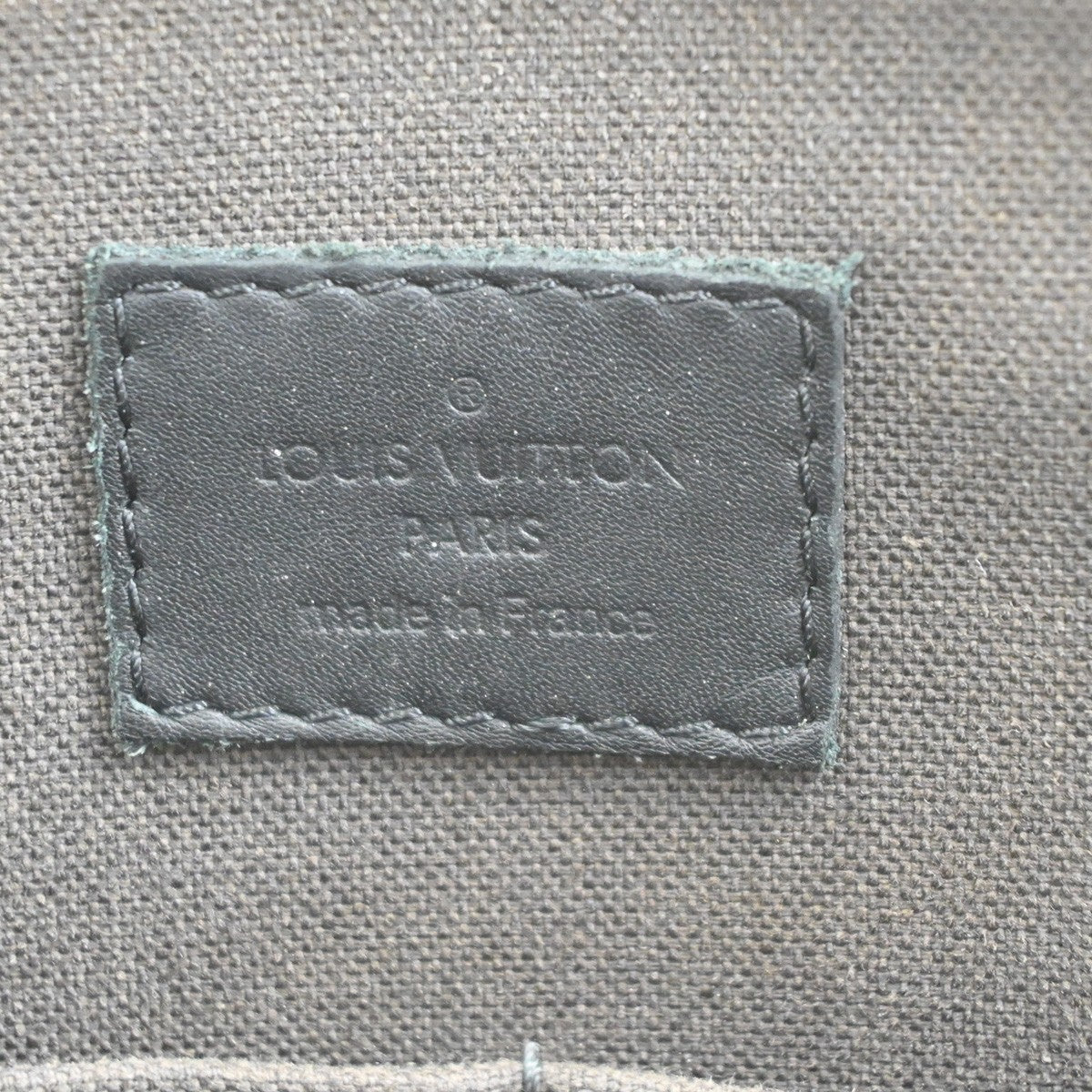 LOUIS VUITTON District PM Shoulder Bag Damier Infini Leather BK N41286 11YJ256