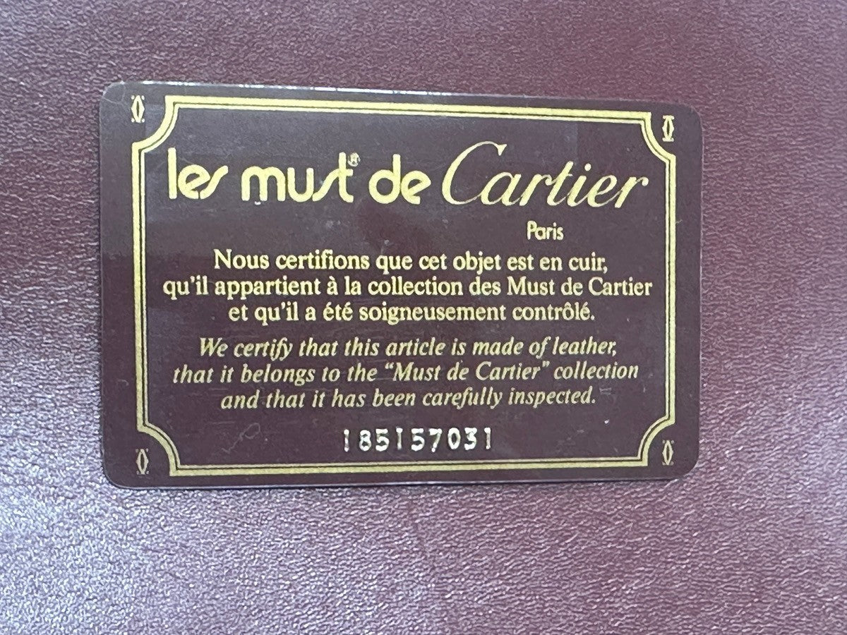 MUST DE CARTIER 2C Logo Crossbody Shoulder Bag Leather Red GHW 66CA367