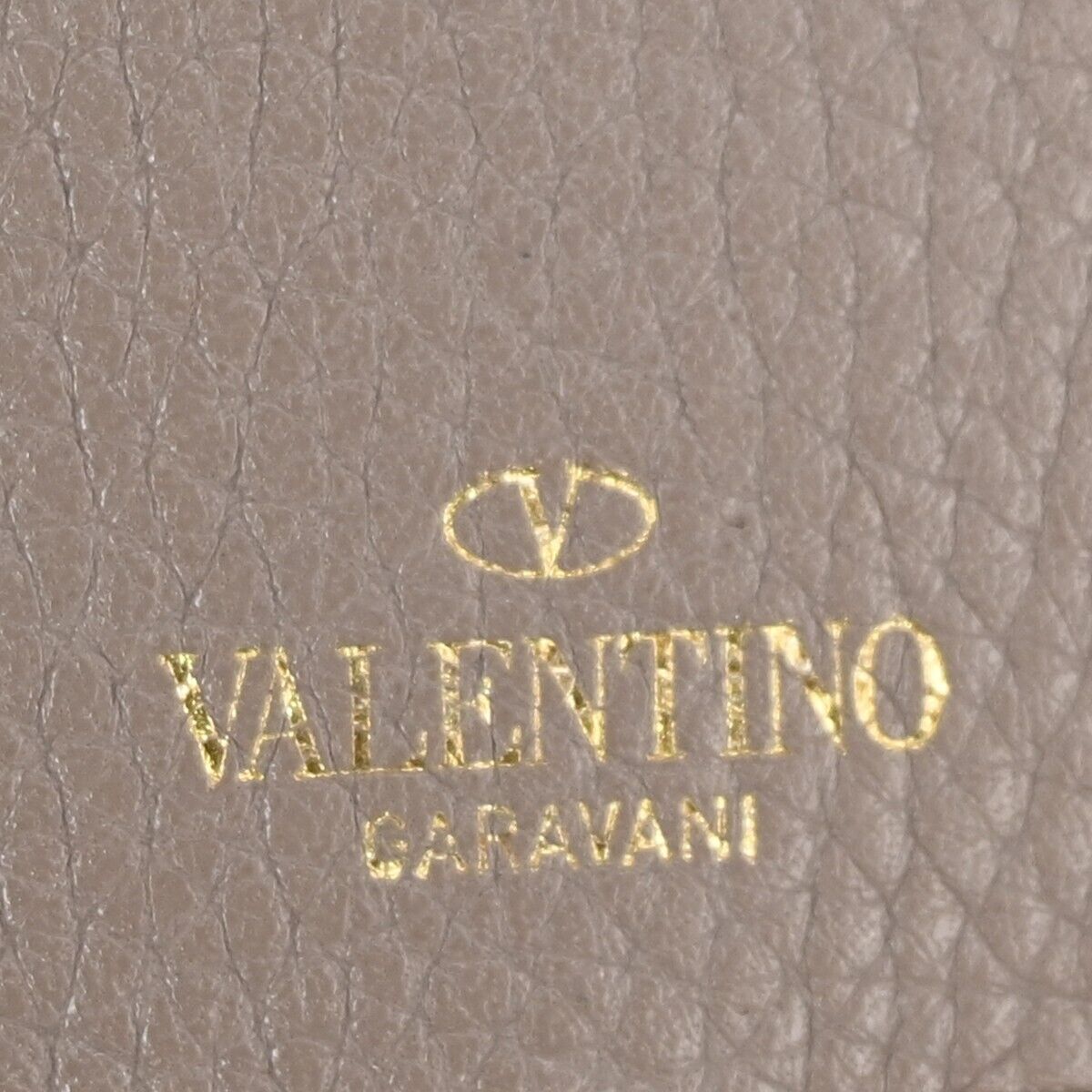 VALENTINO GARAVANI Bifold  Wallet Purse Rockstud Leather Beige Italy 69FA051