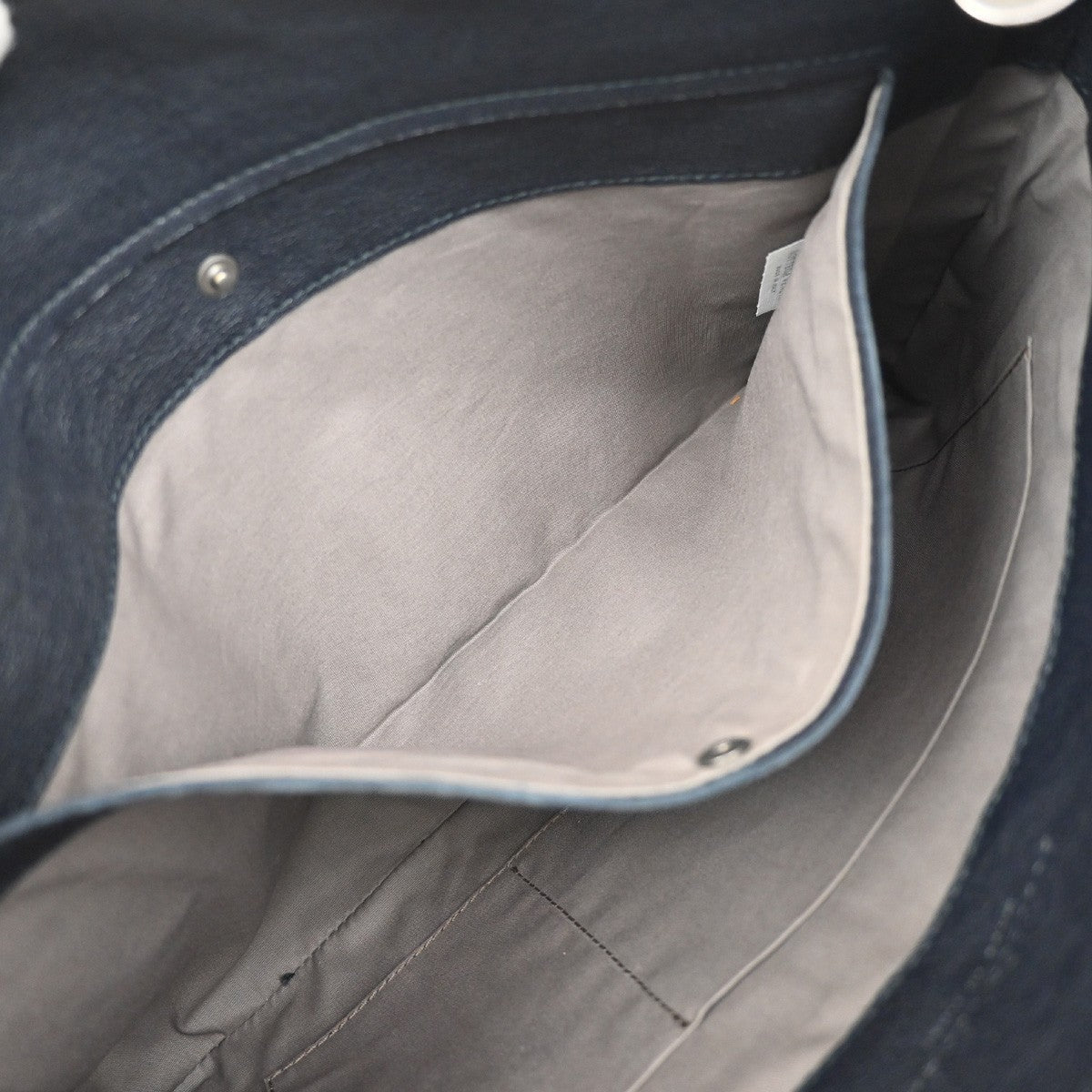 BOTTEGA VENETA Logo Intrecciato Clutch Hand Bag Leather Black BE KI 35YH811