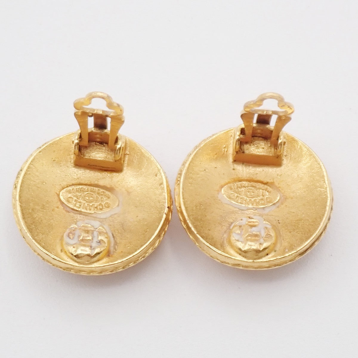 CHANEL CC Logo Round Button Earrings 04A Clip-On Gold GHW France 84RF848
