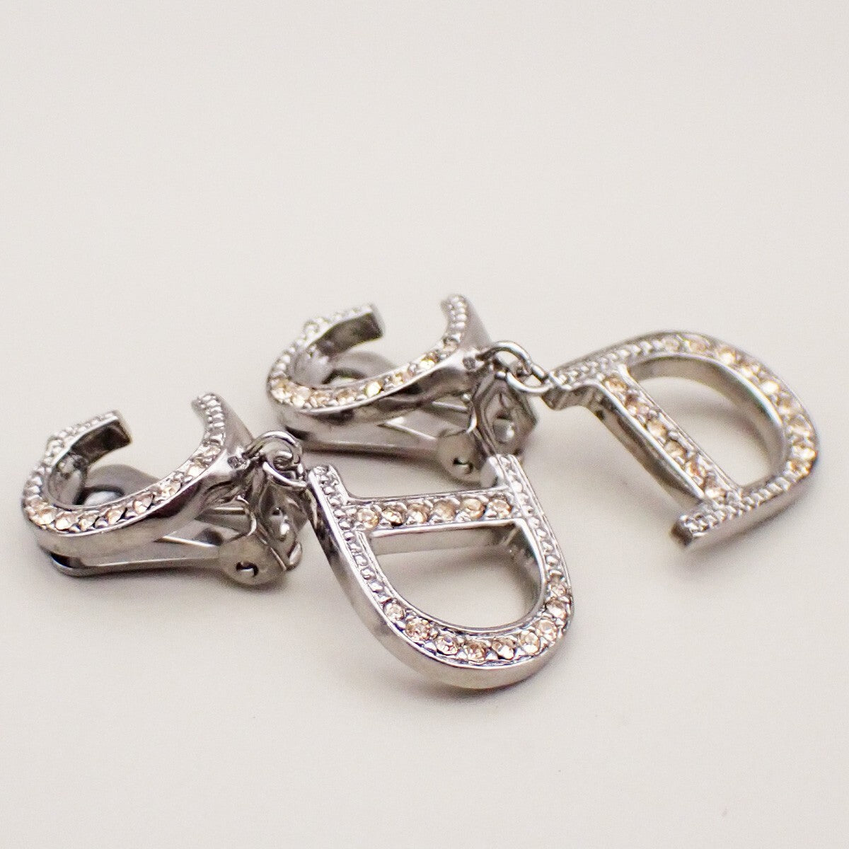 CHRISTIAN DIOR CD Logo Rhinestone Drop Earrings Clip-On Silver Accesory 05YH196
