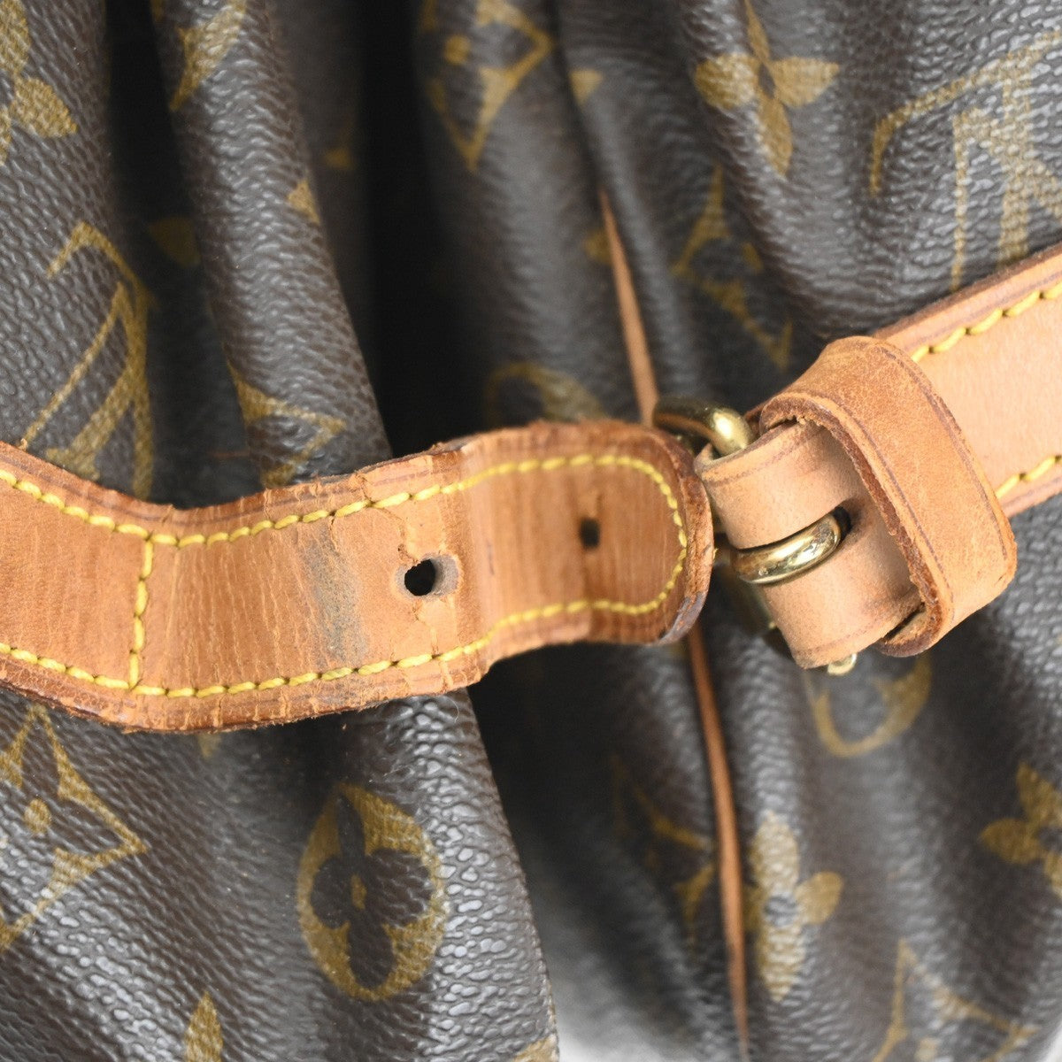 LOUIS VUITTON Saumur 35 Shoulder Bag Monogram Leather BN France M42254 86TA549