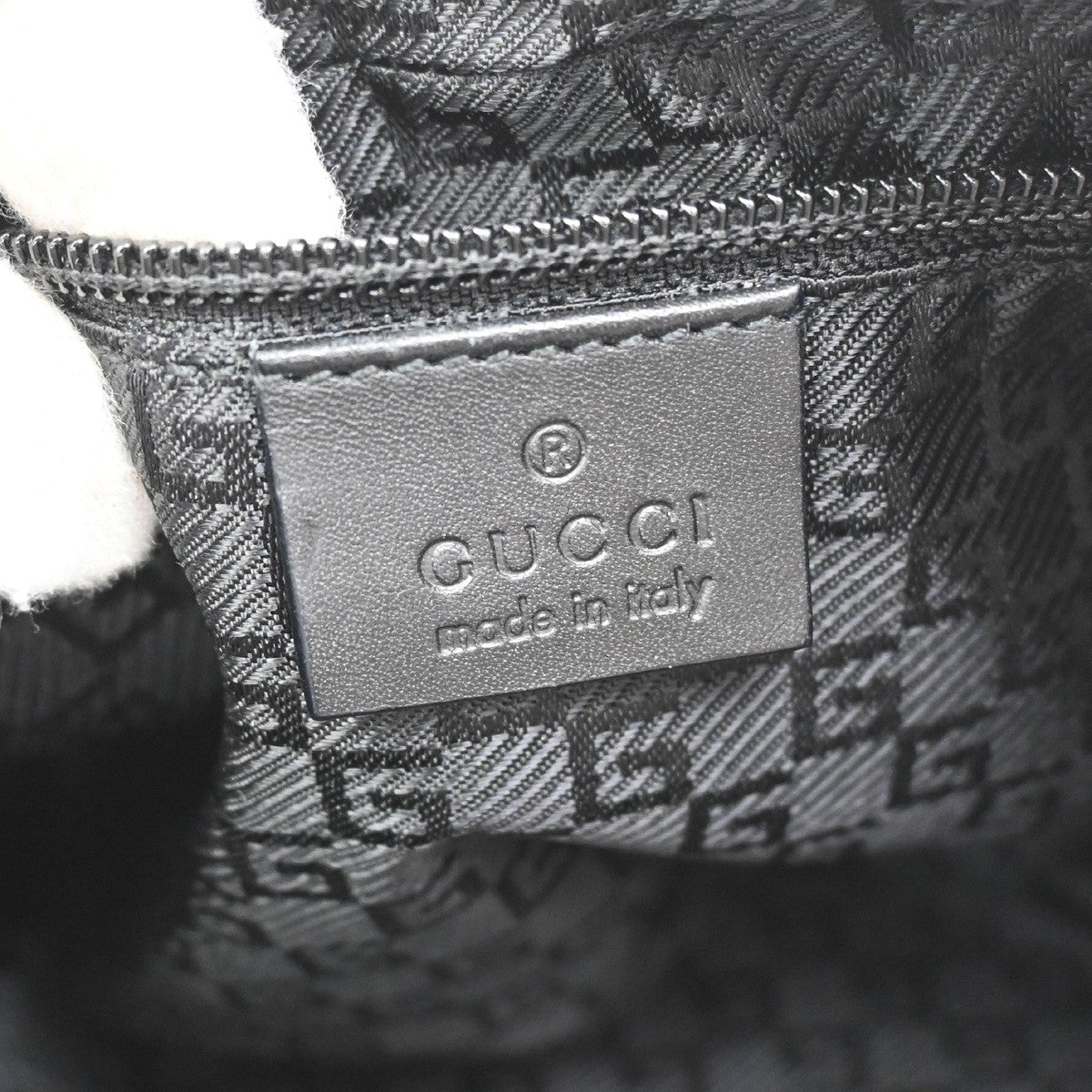 GUCCI Logo Crossbody Shoulder Bag Nylon Leather Black SHW Italy 33DA186