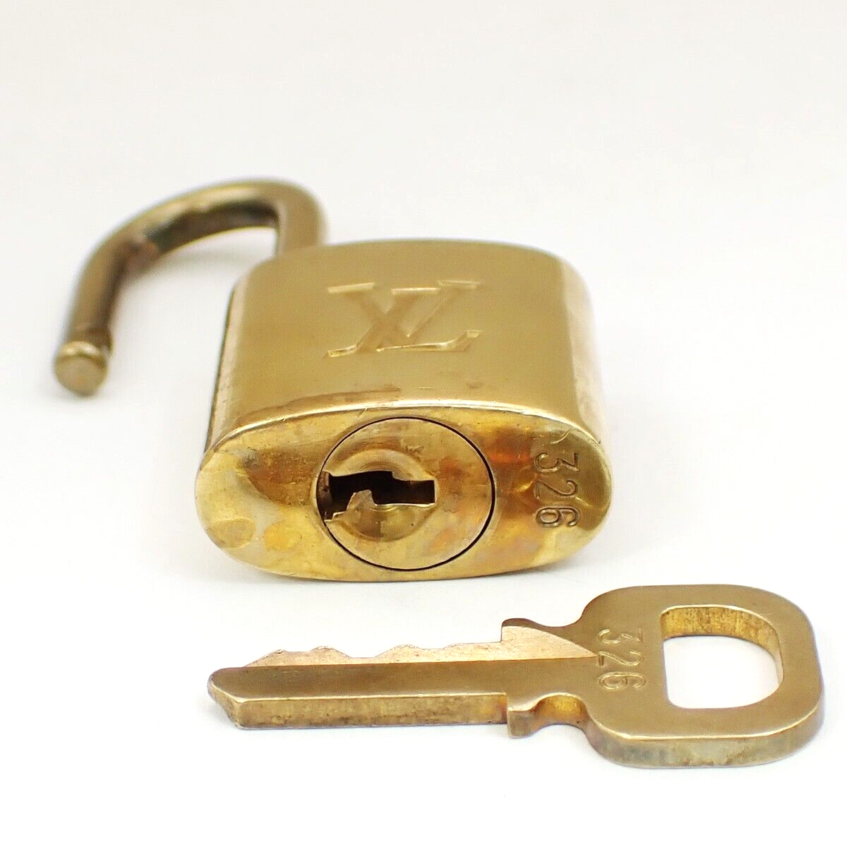 LOUIS VUITTON LV 10 Set  Padlock Key Bag Charm Cadena Gold Plated France 35YF813