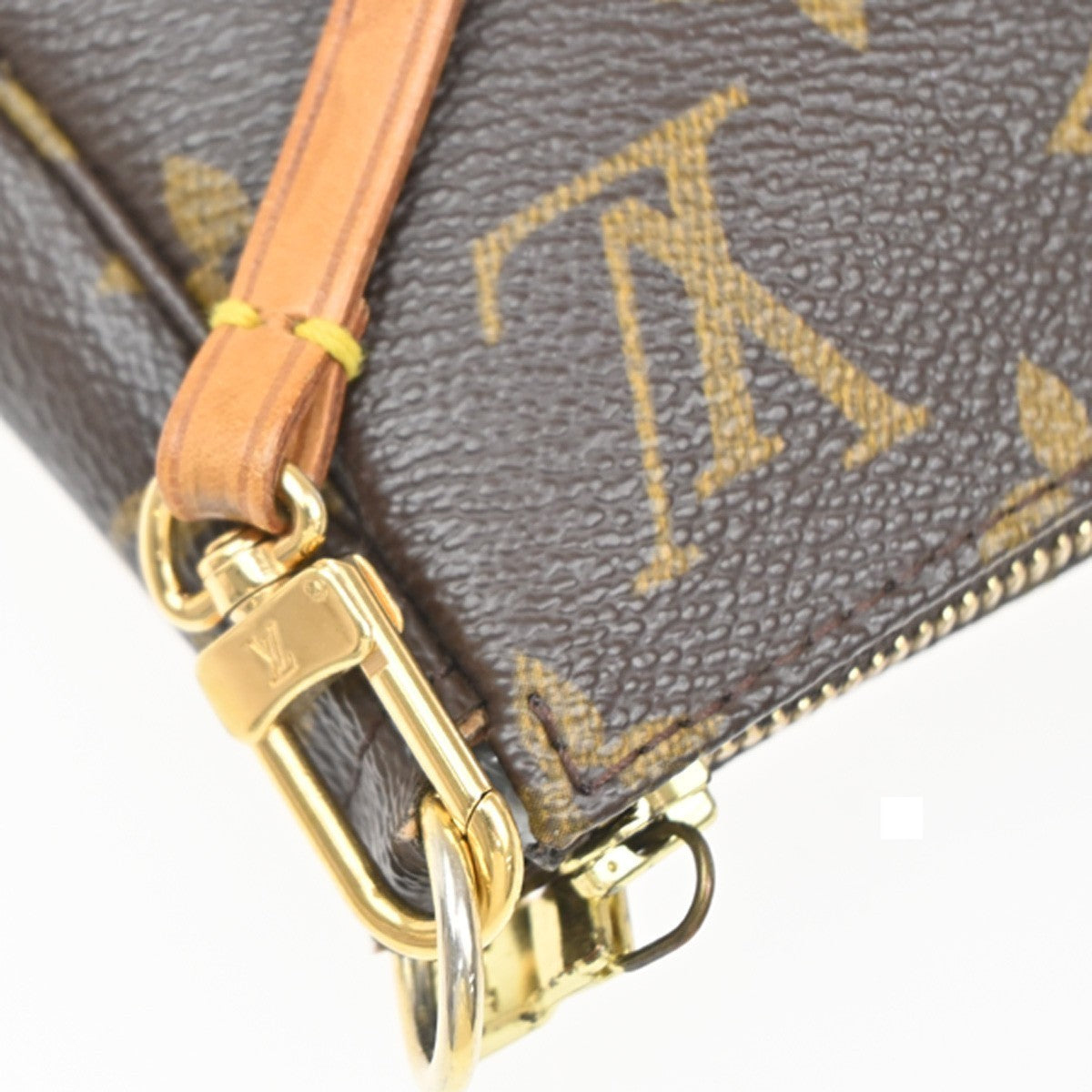 LOUIS VUITTON Pochette Accessoires Shoulder Bag Monogram BN M51980 11CA461