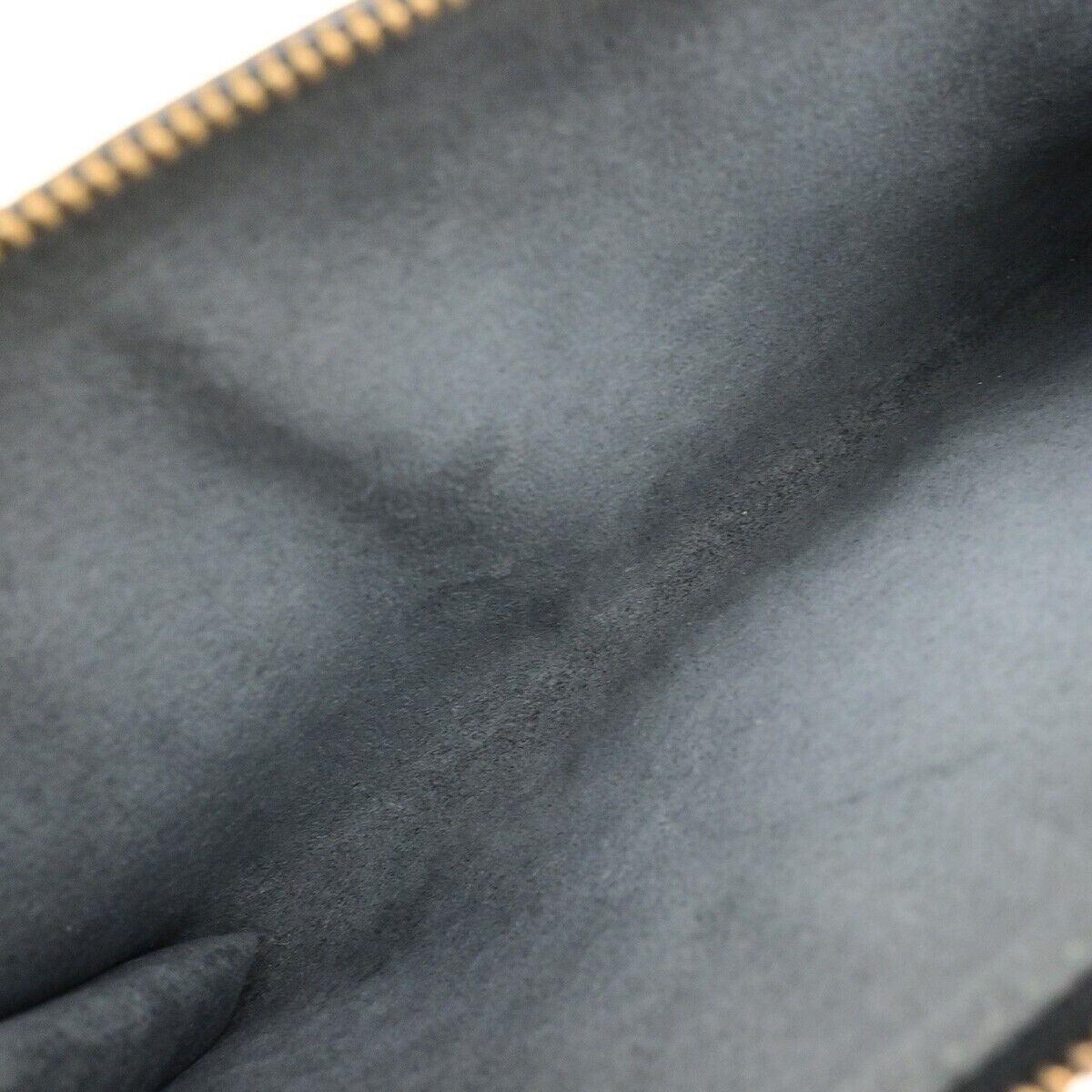 LOUIS VUITTON LV Pochette Accessoires Hand Bag Epi Leather Black M52942 31EB817