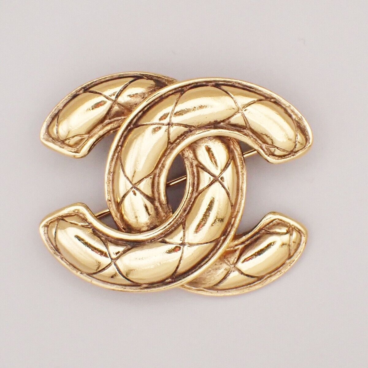 CHANEL CC Logo Matelasse Pin Brooch Gold GHW Accessory Vintage 73RK646
