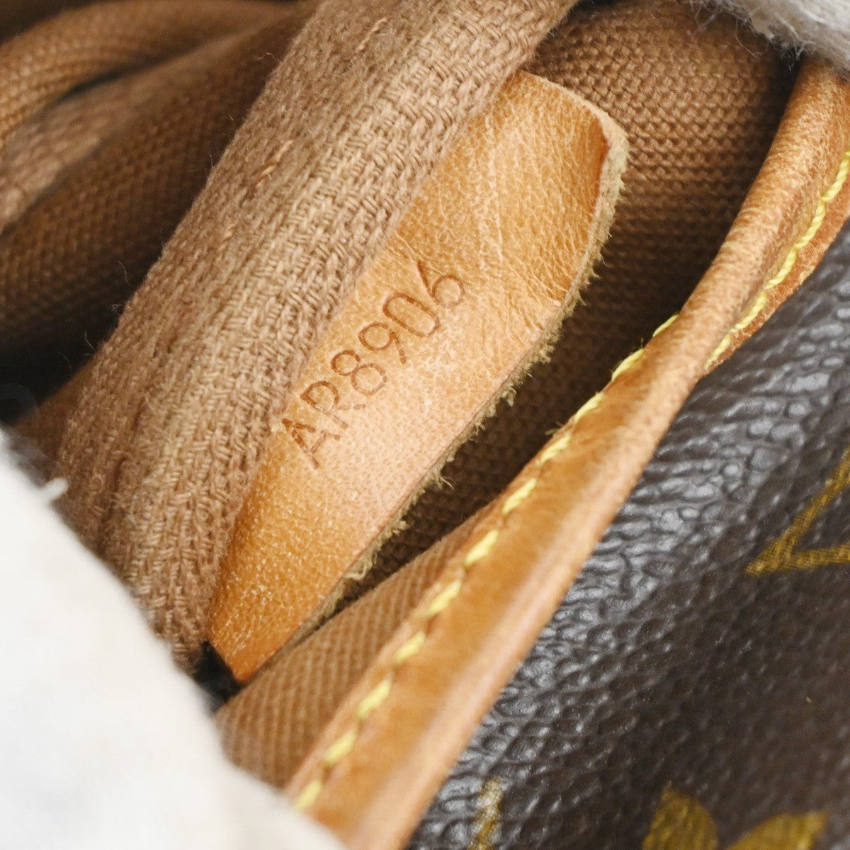 LOUIS VUITTON Logo Saumur 30 Shoulder Bag Monogram Leather Brown M42256 86MA434
