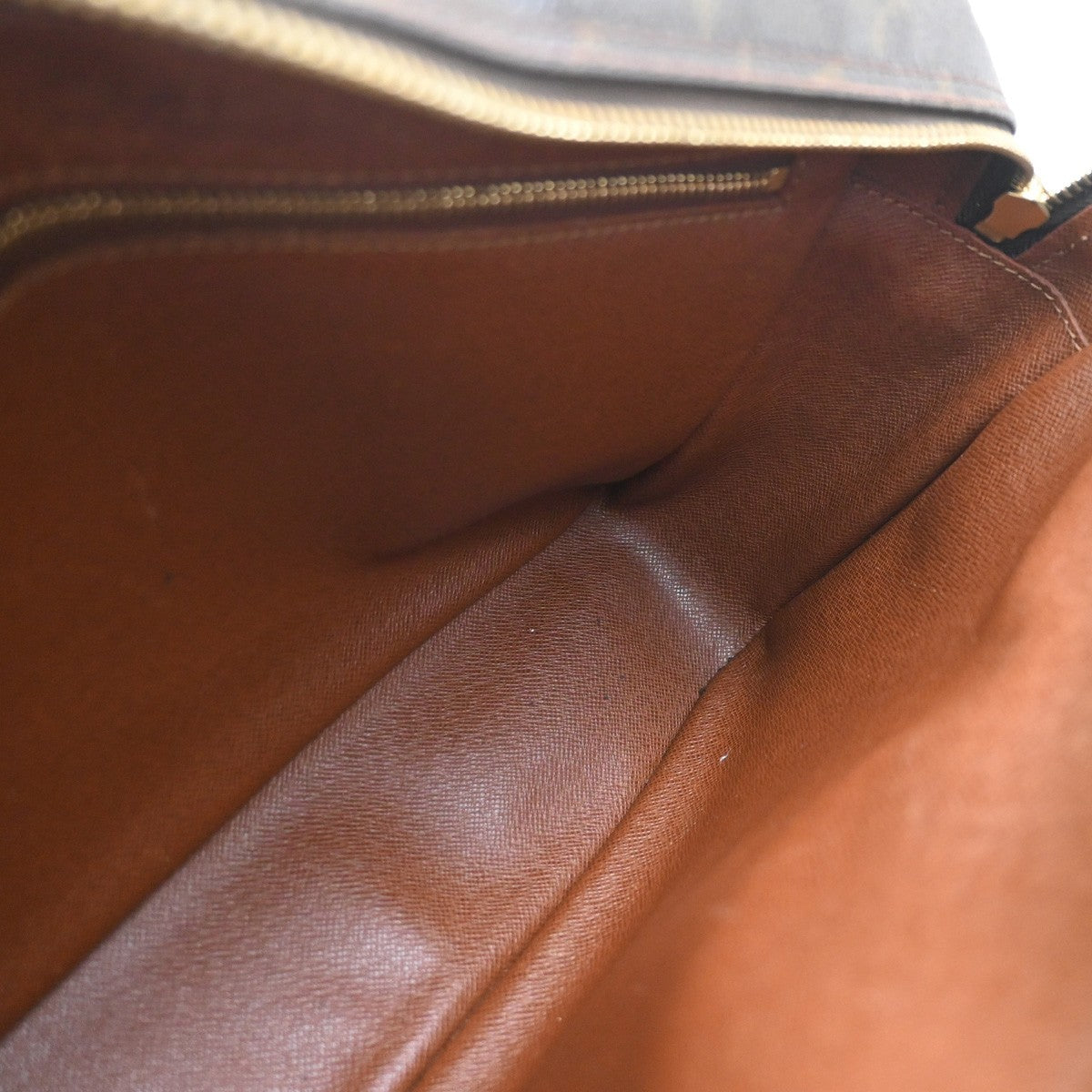 LOUIS VUITTON Nile Crossbody Shoulder Bag Monogram Leather Brown M45244 62CA813