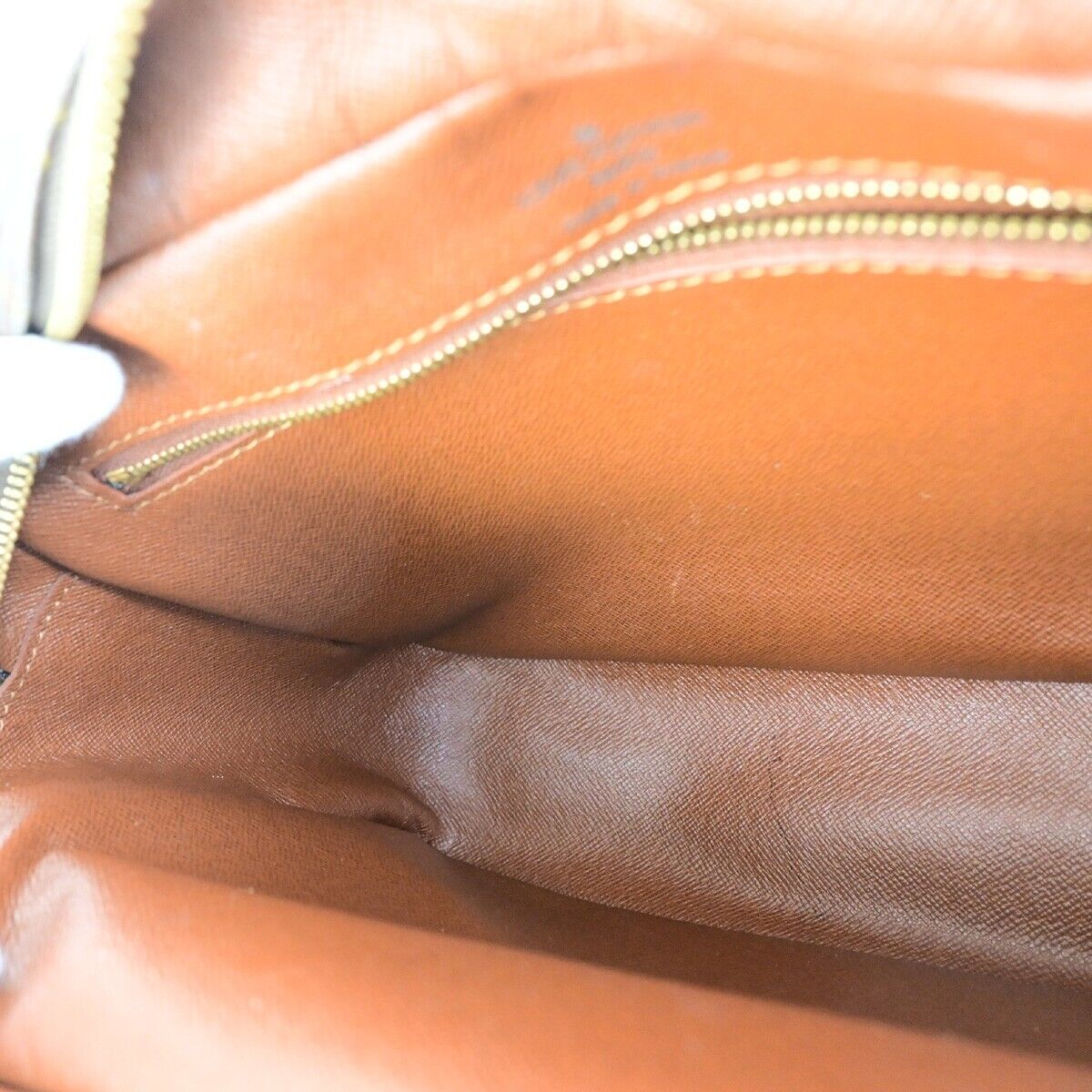 LOUIS VUITTON Nile Crossbody Shoulder Bag Monogram Leather Brown M45244 84FB270
