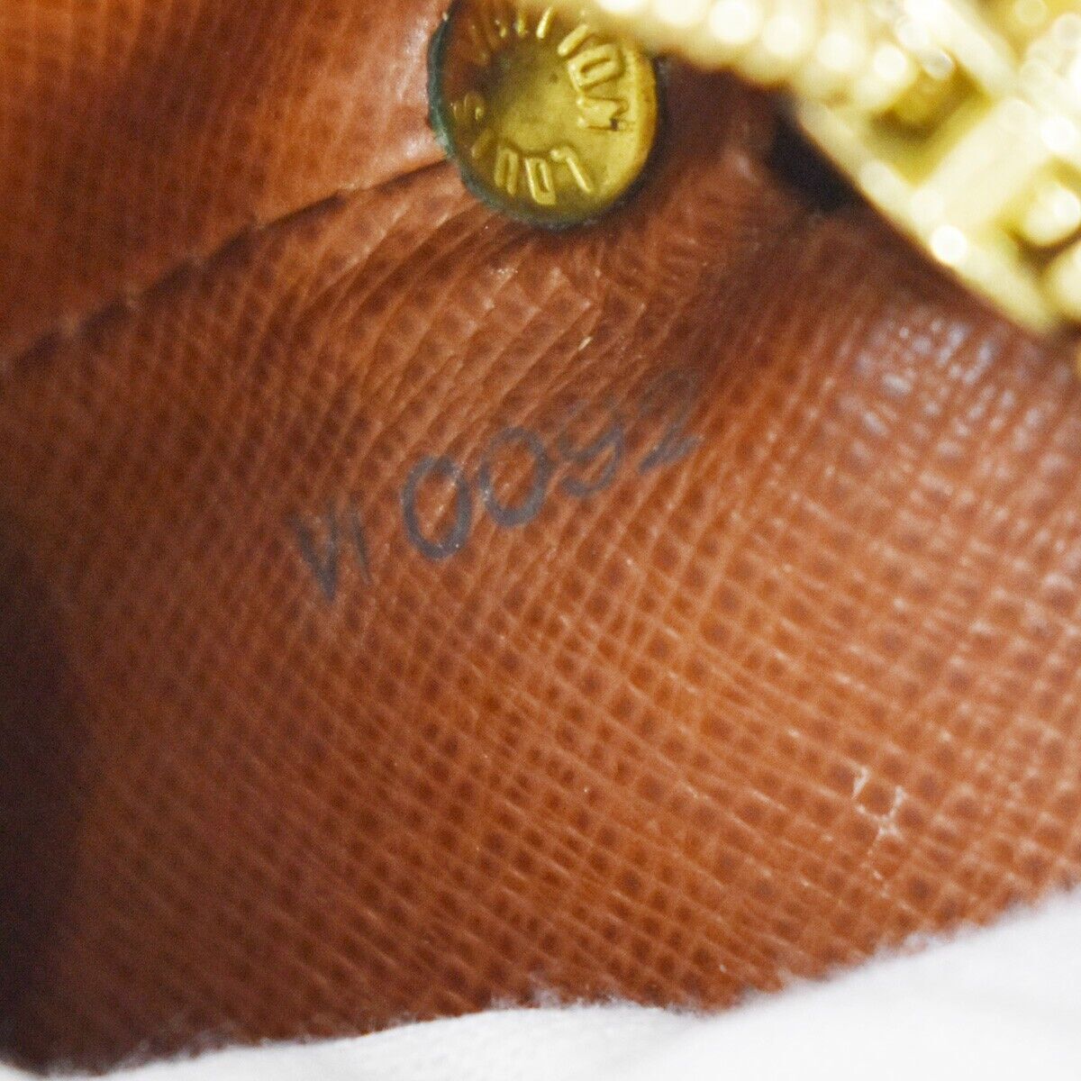LOUIS VUITTON Logo Drouot Shoulder Bag Monogram Leather Brown M51290 19YC093