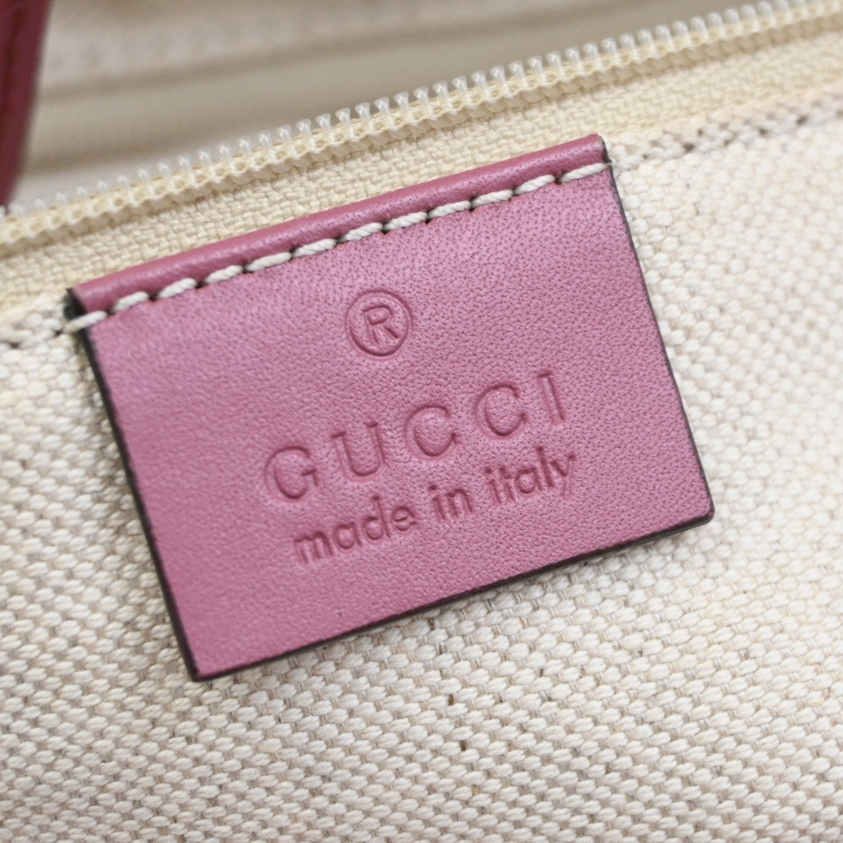GUCCI GG Pattern Sukey Shoulder Bag Charm Canvas Leather Beige Pink GHW 82DA256