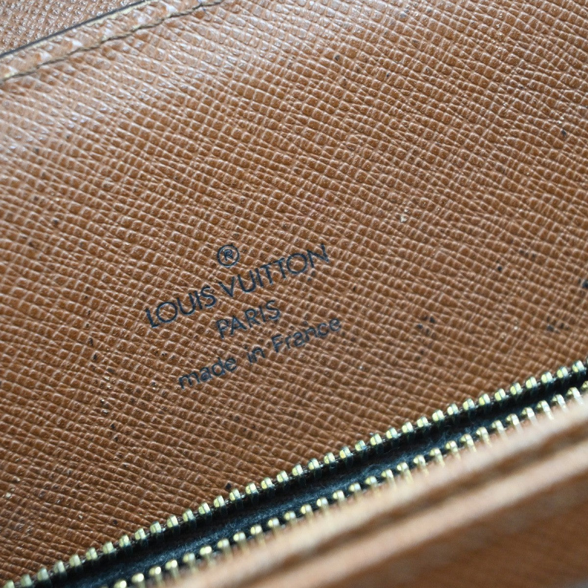 LOUIS VUITTON Courcelles Shoulder Bag Monogram Leather Brown M51375 86KP500
