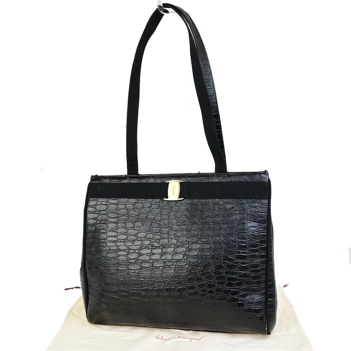SALVATORE FERRAGAMO Vara Shoulder Bag Embossing Leather Black GHW Italy 68KA514