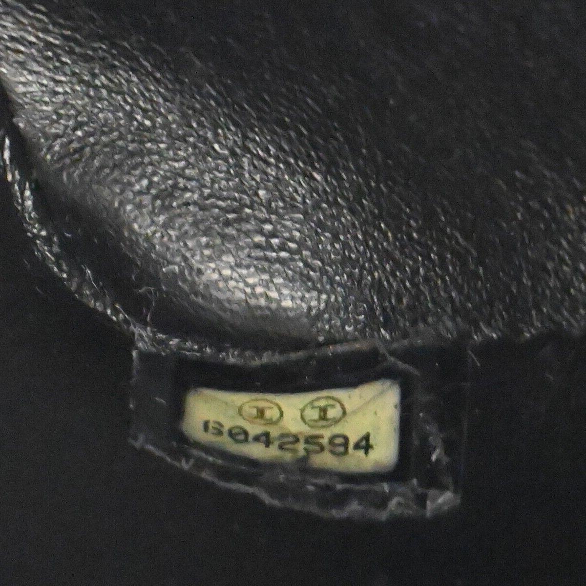 CHANEL CC Logo Medallion Shoulder Tote Bag Caviar Skin Leather BK SHW 672RJ010