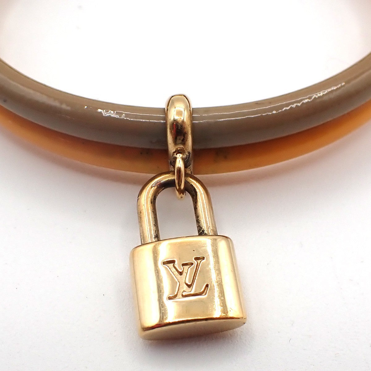 LOUIS VUITTON Keep It Twice Bracelet Patent Leather Khaki Yellow GHW 30KC922