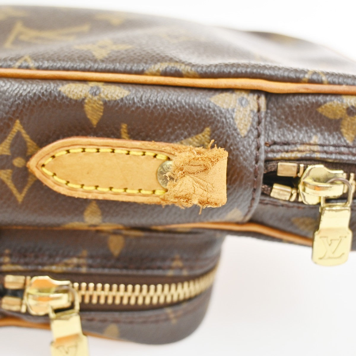 LOUIS VUITTON Amazon Crossbody Shoulder Bag Monogram Leather BN M45236 67SA031