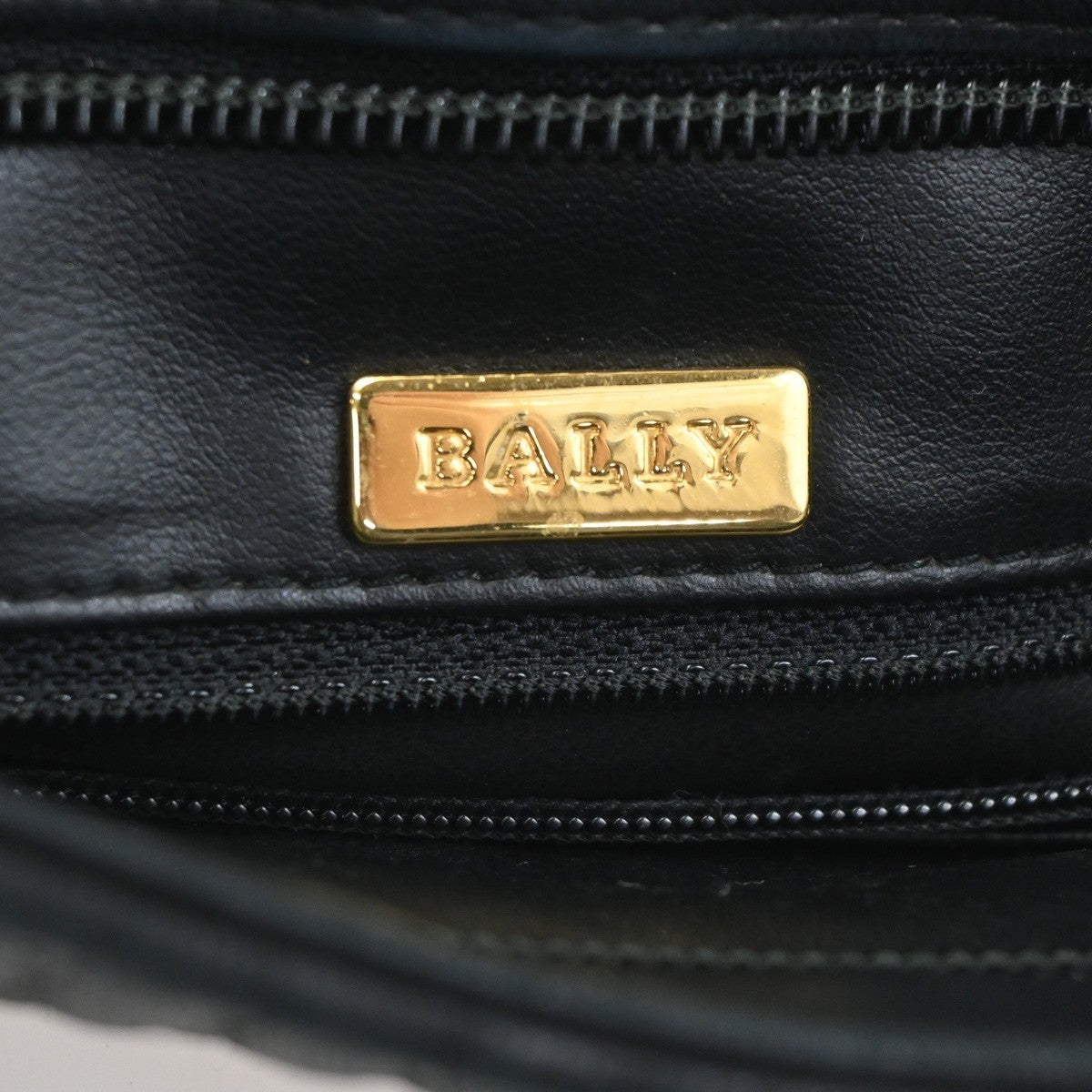 BALLY B Logo Quilted Chain Shoulder Bag Leather Black GHW Switzerland 01CA846
