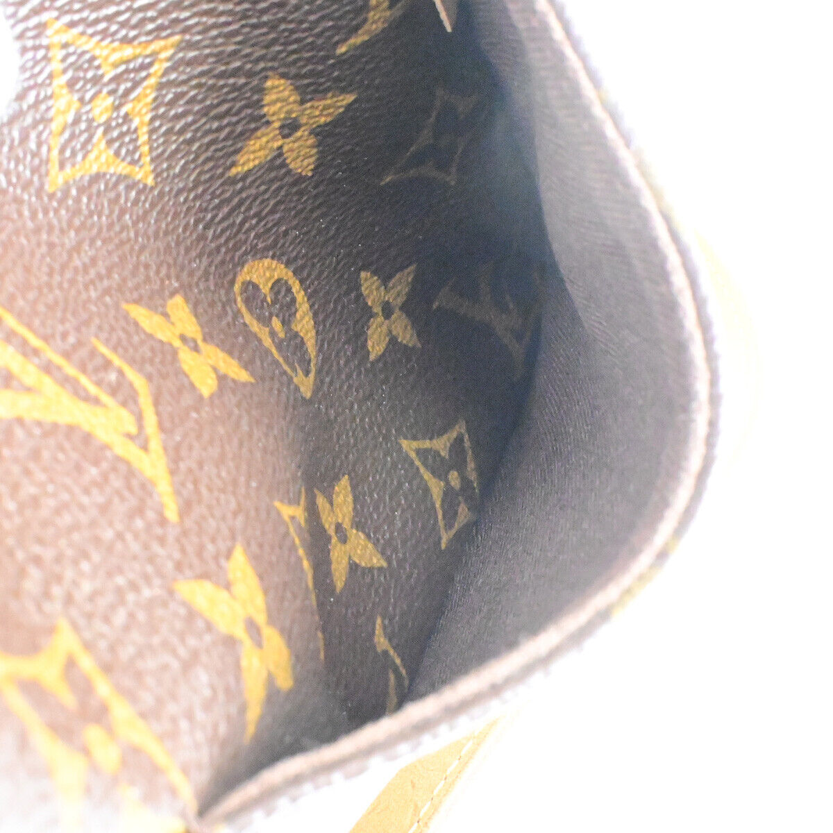 LOUIS VUITTON Menilmontant PM Shoulder Bag Monogram Leather BN M40474 98KA504