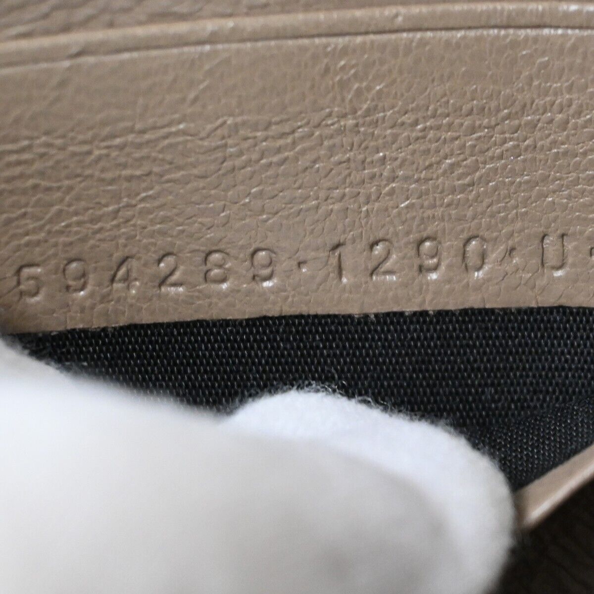 BALENCIAGA Long Bifold Cash Slim Money Wallet Purse Leather Beige Italy 30HB224