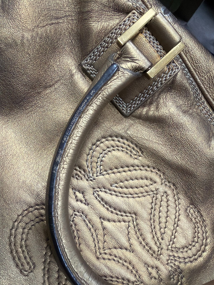 LOEWE Logo Amazona Anagram Hand Bag Leather Lock Gold GHW Spain 38YJ203