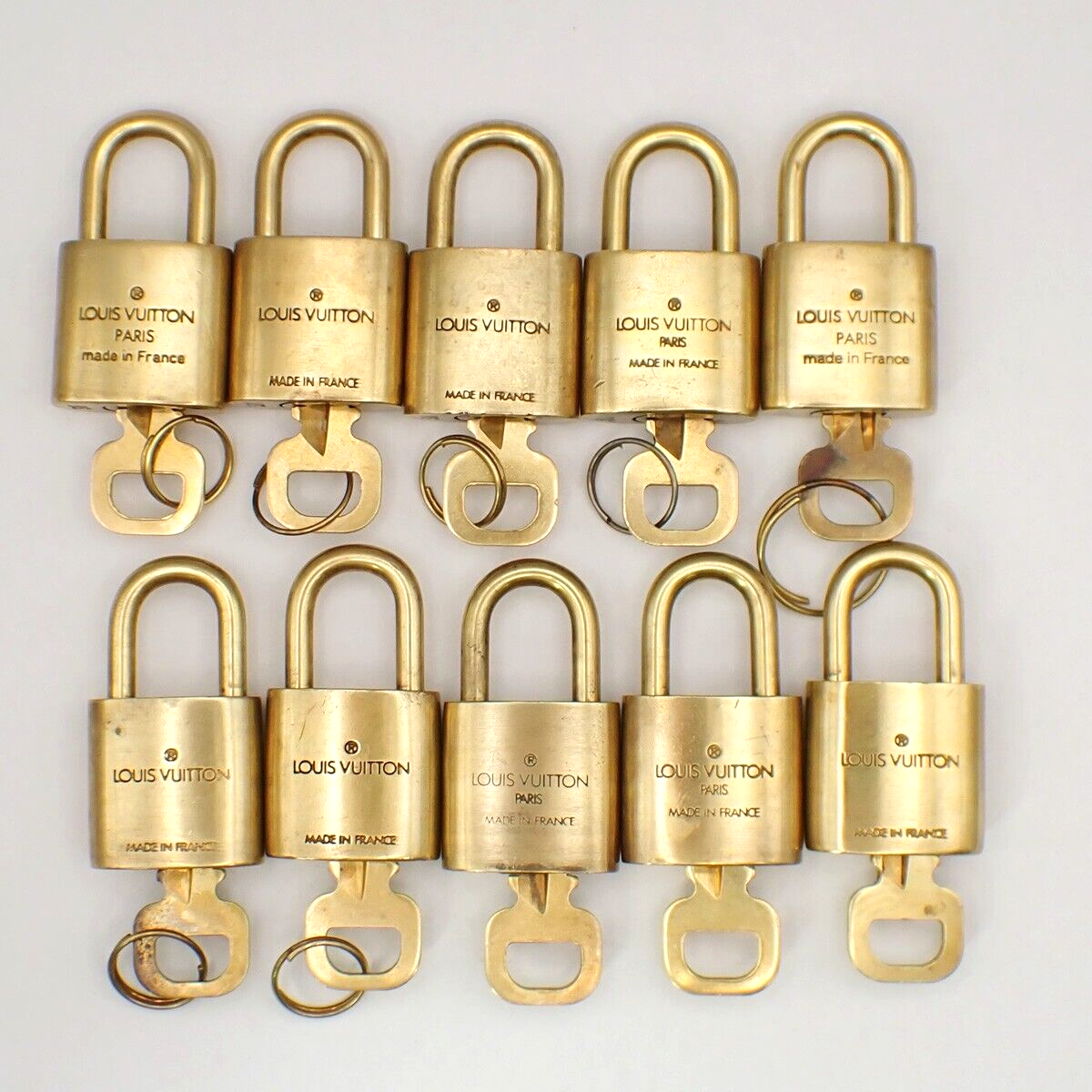 LOUIS VUITTON LV 10 Set  Padlock Key Bag Charm Cadena Gold Plated France 37YF806