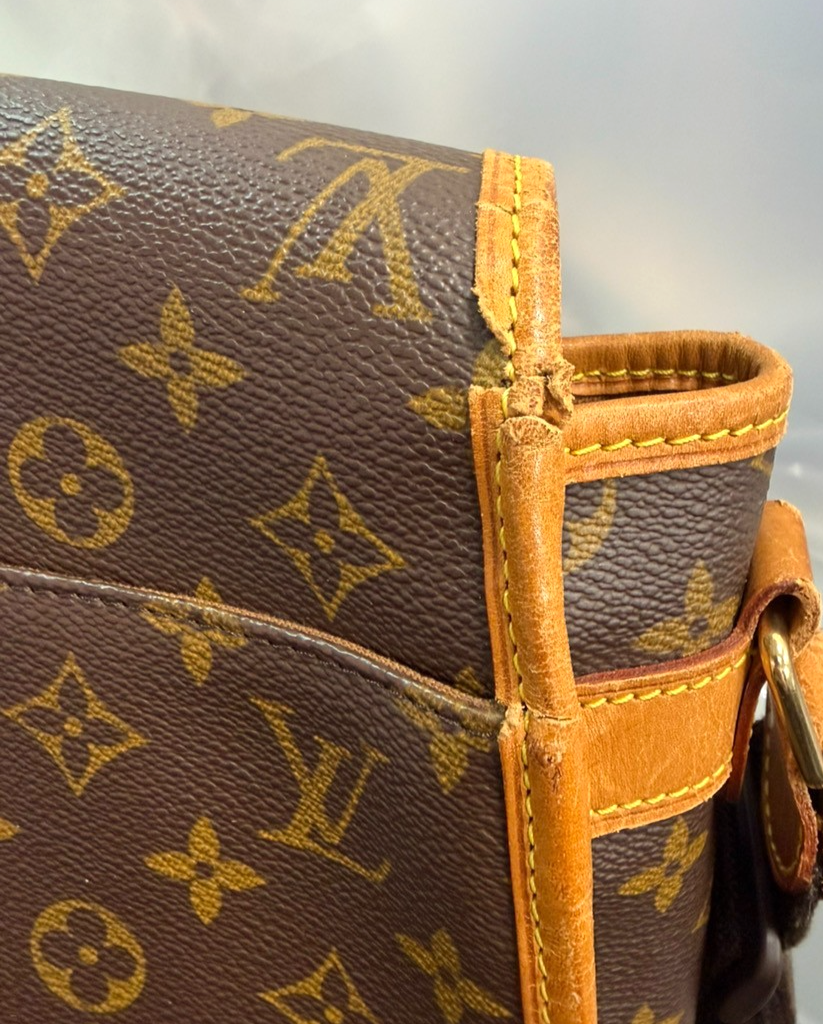 LOUIS VUITTON Gibeciere GM Shoulder Bag Monogram Leather Brown M42249 76YJ224