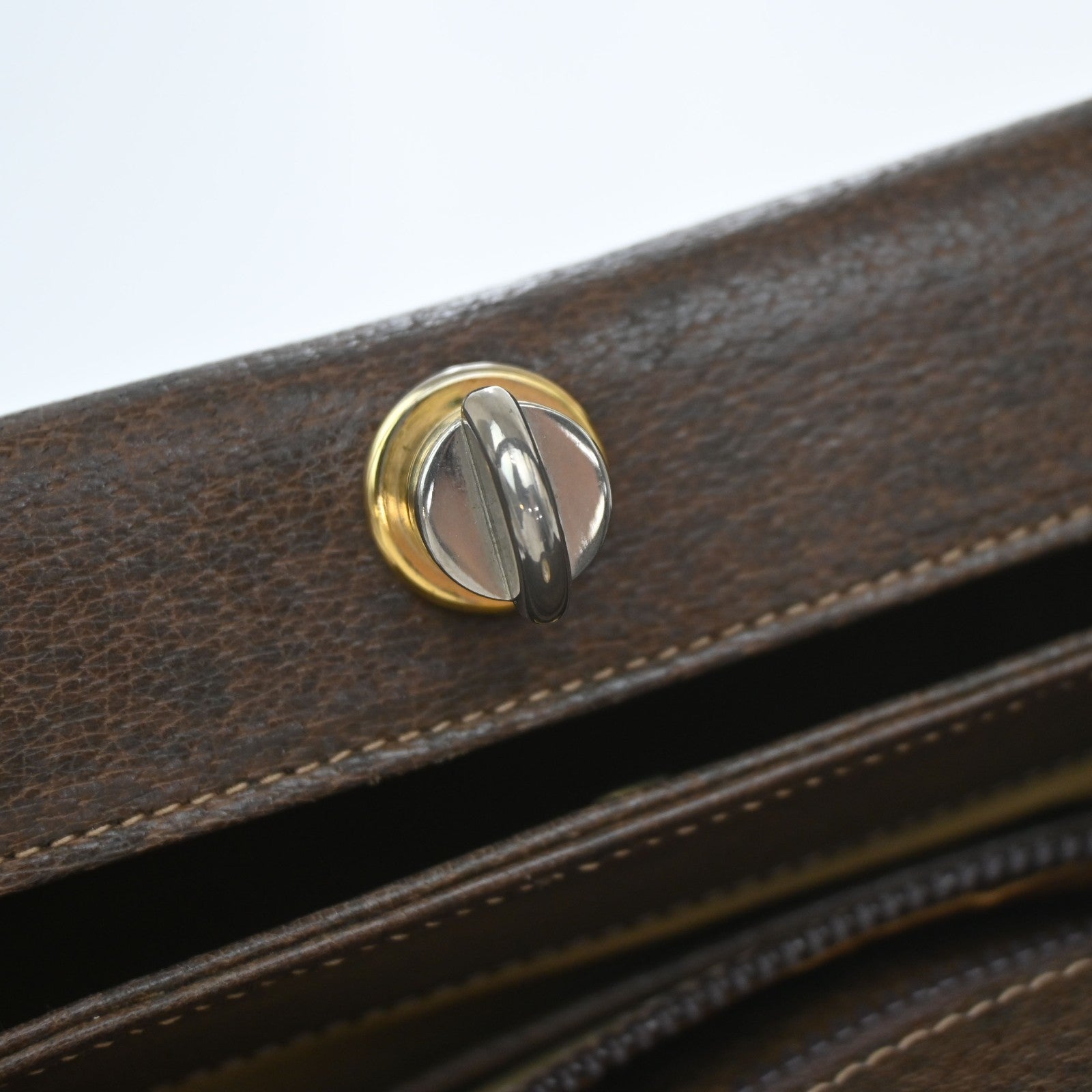 GUCCI Logo Shoulder Hand Bag Turn Lock Leather Brown GHW Italy 35KD066